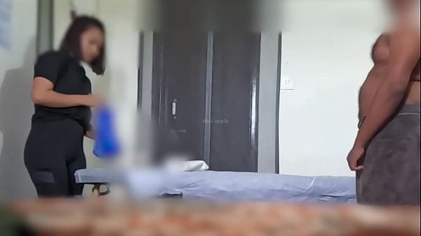 Massage Hottie Hesitating To Do Happy Ending And Got Convinced At The End