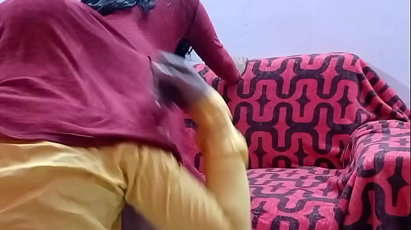 Rima ने झाड़ू से पिटाई की पति की उसके बाद सौतेले भांजे से चुदी | साफ़ हिन्दी आवाज मे