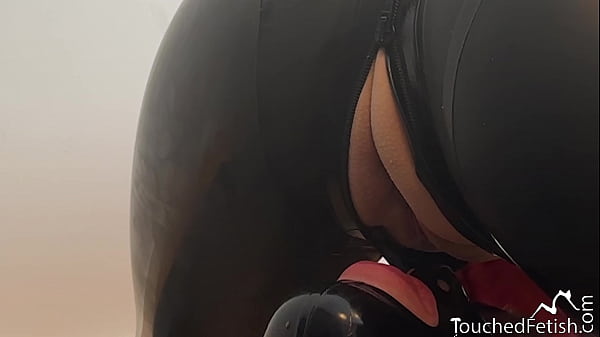 TouchedFetish – Latex Couple Eating Snatch | Lap My Snatch | Going Down | Smother Play In Rubber Catsuit