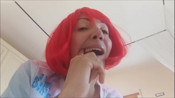 Chantal Lets You Wander Her Lips: Teeth, Saliva, Gums And Muscle .. Would You Like To Go In?
