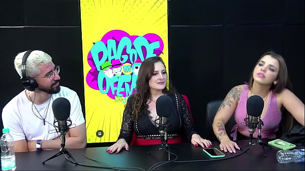 Leleco Beijou Duas Gostosas Bem Safadas