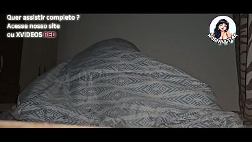 ESPOSA LIBERADA SENTANDO COM FORÇA NO PAU DO AMIGO DOTADO!