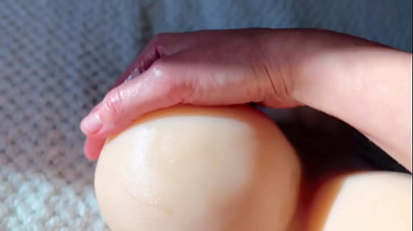 DRY DRY HUMPING ON MY FAVORITE SEXDOLL