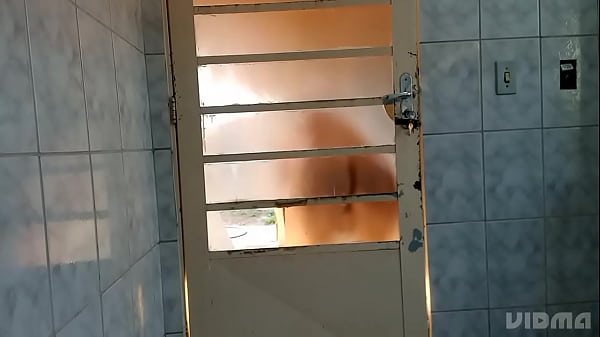 Fascinante Atrás Da Porta Rebolei