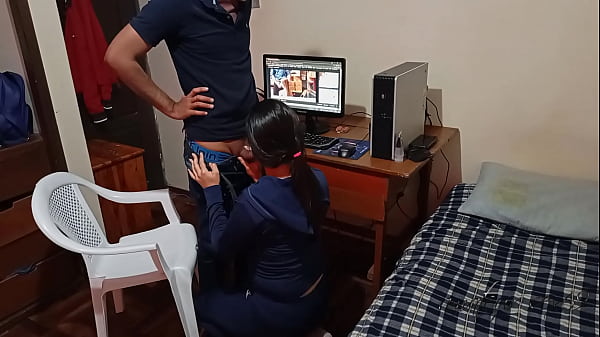 Mi Mejor Amiga Me Descubre Viendo Porno Y Masturbandome: Me La Follo , Despues Que Me Descubre Viendo Videos Porno En Mi Cuarto Cuando No Hay Nadie