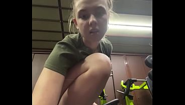 Public Messy Oral And Anal Drilling In The Gym With Jucielussie