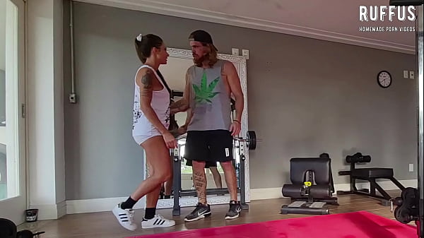 Personal Trainer Fode Um De Seus Clientes Em Casa - Ana Rothbard