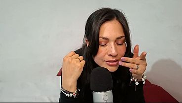 ASMR Beso, Muerdo Y Acaricio Tus Orejas