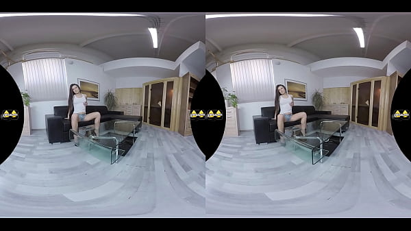 VR Piss Tasting For Sizzling Lara Fox