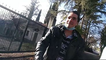 PUBLIC BLOWJOB POV CUMBLAST IN MUZZLE IN STREET