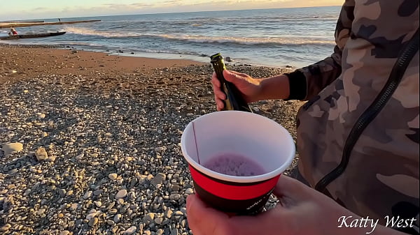 Picked Up A Doll On The Beach And Invited Her To Have Sex In The Shower