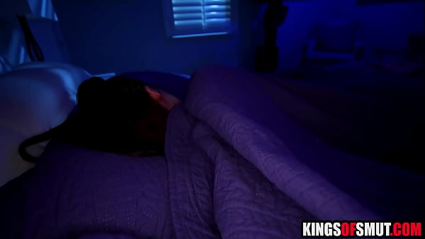 Stepsibling Woken Up By BBC Stepbro