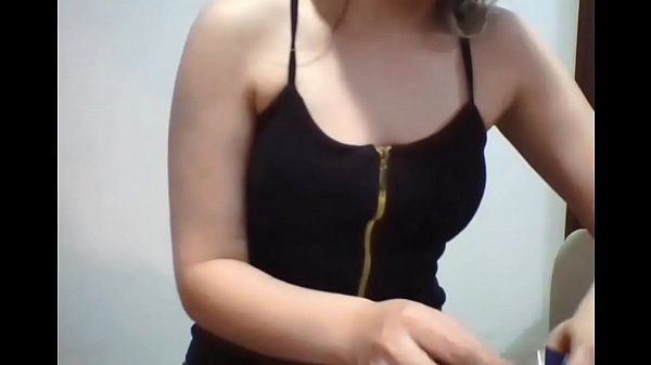 Novinha Loira Fumando Corno Narrando