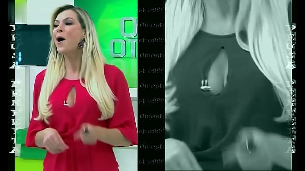 Renata Fan - Jogo Aberto - Decote Vermelho Linda E Maravilhosa