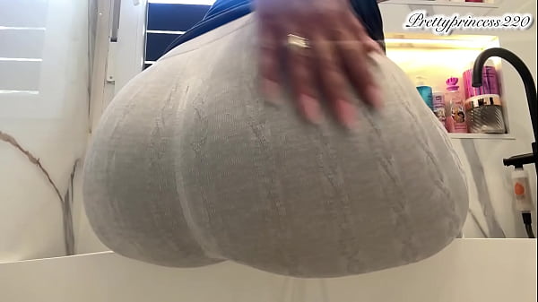 My Gorgeous Butt Is Farting(long And Sopping Farts)