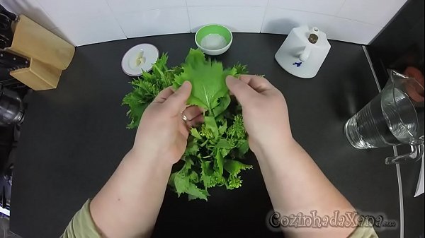 Puta Fazendo Grelo