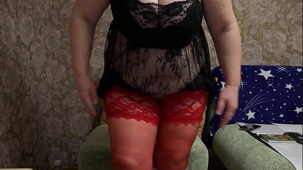Ripe Mature Reveals Off Her Panties In Front Of The Webcam On Skype And Masturbates. Fat Booty, Busty Rack And Natural Bush.