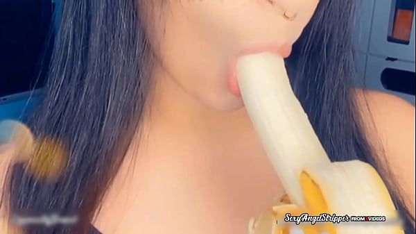ASMR - Ahegao - Novinha Gostosa Chupando Banana - Coed Bj Banana Ahegao Hentai