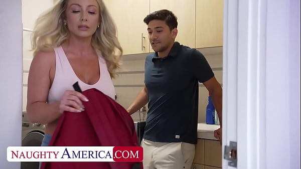 Platinum STEPMOM Sadie Summers Misses College Member So She Screws Her Son's Friend