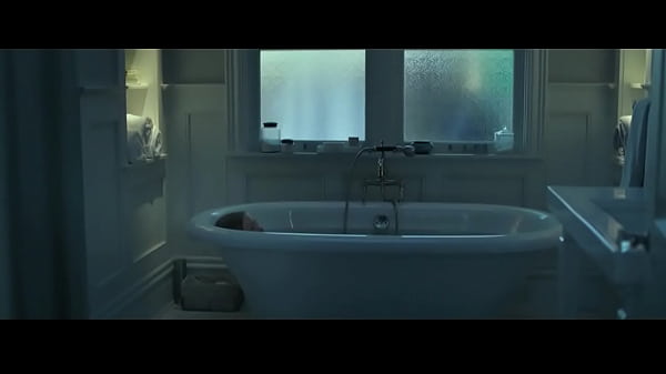 Amanda Seyfried Fully Exposed In Step Fathers And Stepdaughters