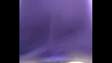 Hotwife Barefoot Queen Ass Wiggling Shake