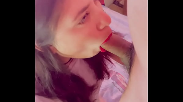 Puta Latina Da Una Rica Mamada Y Termina Con Su Lechazo En La Boca | MinnieSoulDays