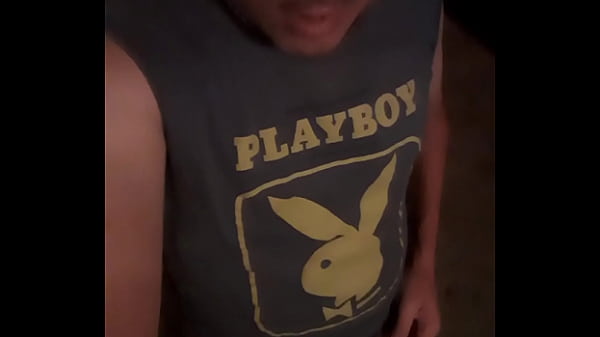 Latino Desnudo