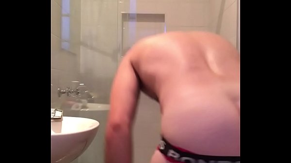 F63FA8D3-3314-49AB-8171-8CFC2C64148A.MOV