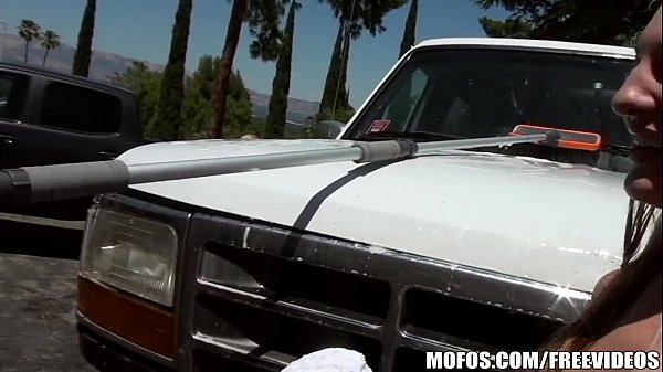 Roadside Carwash Day Turns Into Stuff Vixens Friday