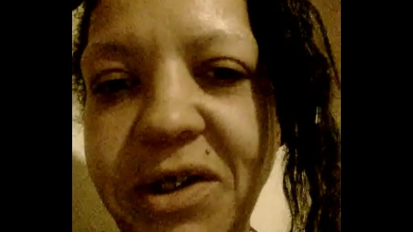Alluring Natty Bee Saying Nite Nite