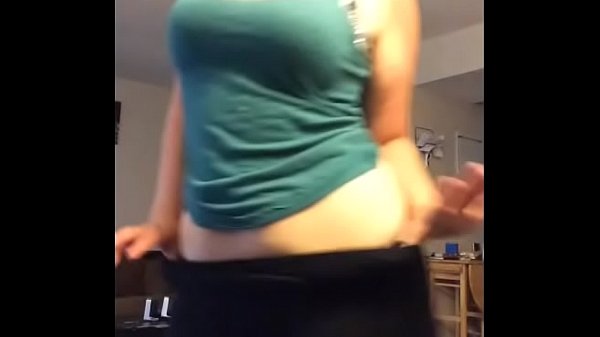 Strip-Booty-Clap.MOV