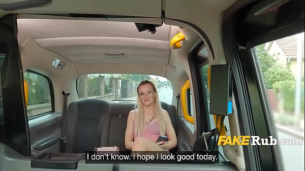 Adorable Influencer Needed To Make A Cab Special For Her Fans
