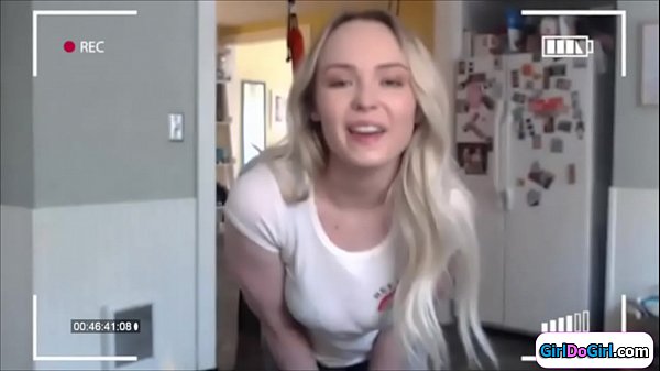 Coed Hands Solo Play Flaunt On Nannycam