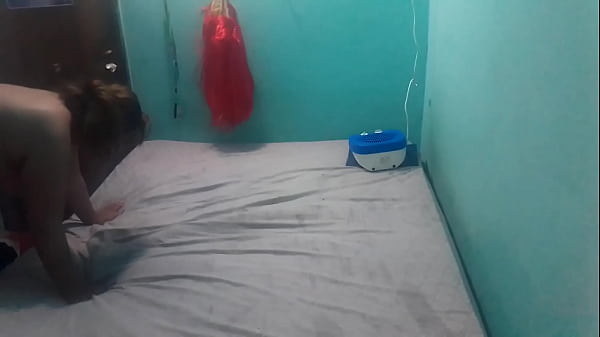 Mi Novia Cabalgandome Mientras Nos Miran Por Webcam