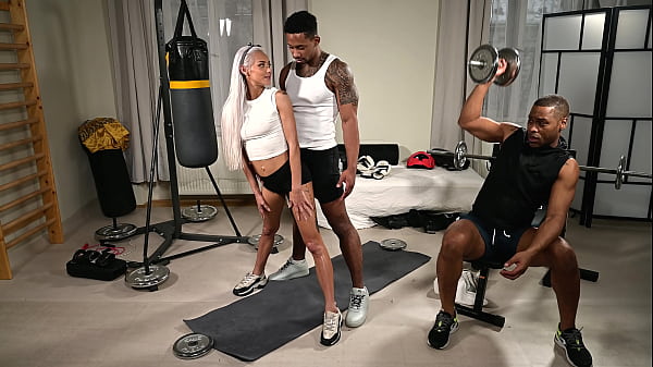 Boxing Hottie Veronica Leal Cherishes DP From Her BBC Trainers GP2889