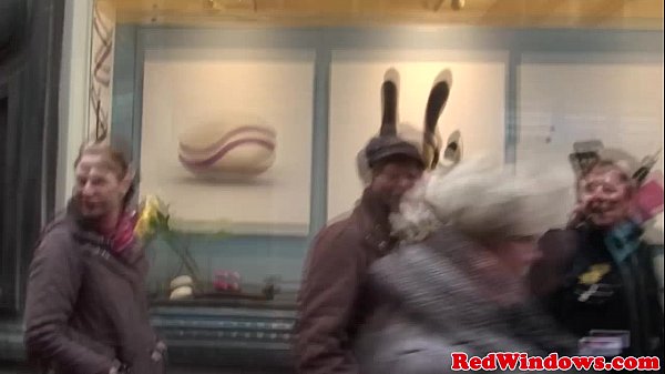 Cocksucking Black Callgirl Closeup With Tourist