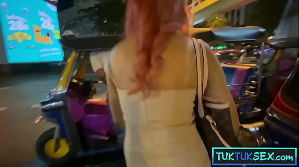 Giant Breasts Thai Young-babe Genuinely Gets Into It After The TukTuk Hump Home