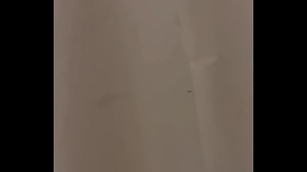 FIST FUCK NA MINHA VIZINHA MATURE TRAVESTI BBW TOMANDO BANHO