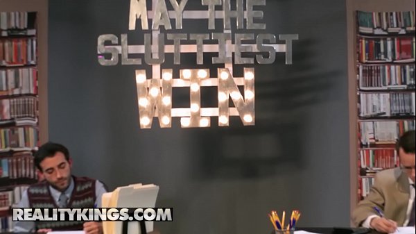 (Samantha Hayes, Gina Valentina, Justin Hunt, Jake Adams) - May The Sluttiest Win - Reality Kings