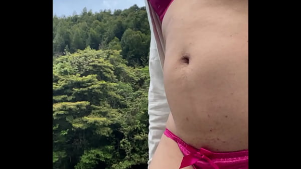 Exhibitionist