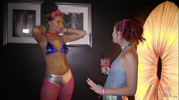 CHICKS GONE RAUNCHY - Avery Adair’s Trip To The Club Bathroom
