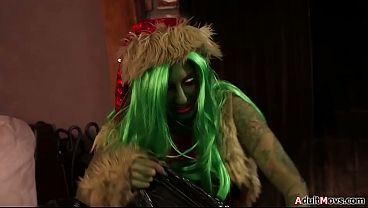 The Grinch Tried All She Can But The Girl Is Still Pounding Her Fella
