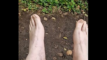 Toes Boy In Garden Lodge