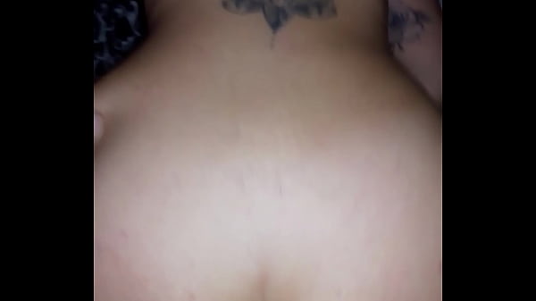 Me Cojo A La Novia De Mi Amigo Le Meto El Dedo En El Culo