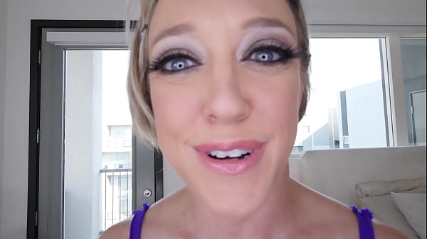 DEE WILLIAMS Sultry DDD Massive Knockers Cougar MOMMY Huge Dick POV Deep Oral Facefuck POV Oral - Must See! A