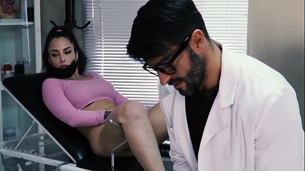 Perverted Gynecologist Puts His Huge Dick In My Juicy Pussy As Therapy After A Check-up