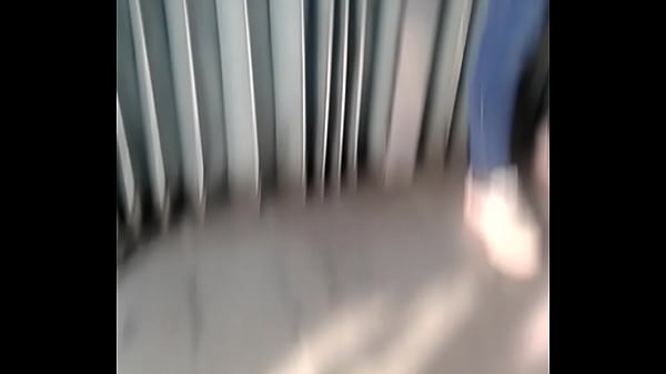 Encontré A Esta Rica Chica En El Metro
