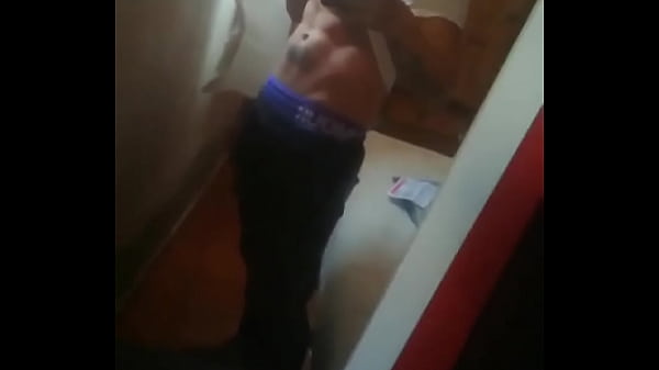 Guy Gogo Dancer, Six Jam