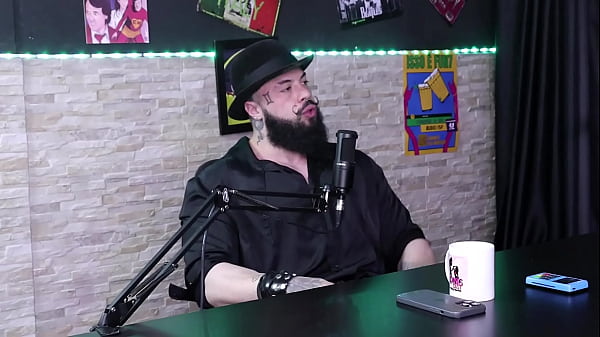 Como Fazer Uma Mulher Gozar, E Cada Uma Tem Seu Jeito De Ter Orgasmo - Gabe Spec (SHEER/RED)