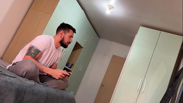 Tentando Jogar Videogame Mas Minha Mulher Só Queria Sentar Na Pica